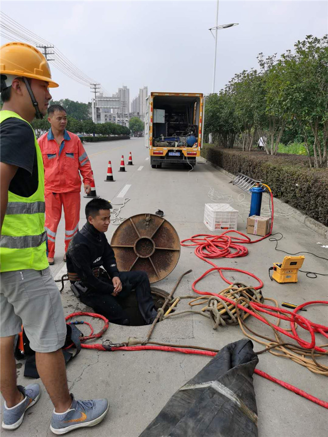 工农翻衬法管道修复技术主要工序